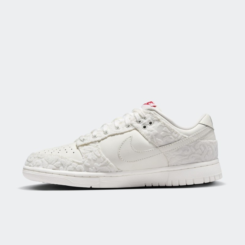 Nike Dunk Low "Give Her Flowers" | FZ3775-133