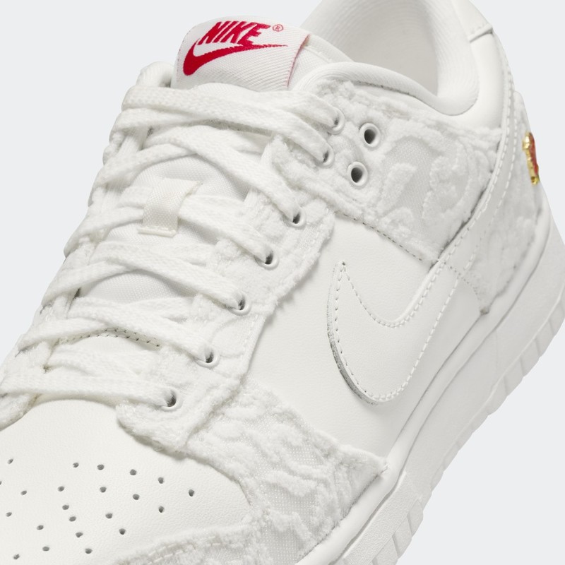 Nike Dunk Low "Give Her Flowers" | FZ3775-133