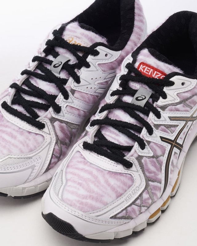 Kenzo x ASICS Gel-Kayano 20 "Silver Zebra" | 1201B032-020
