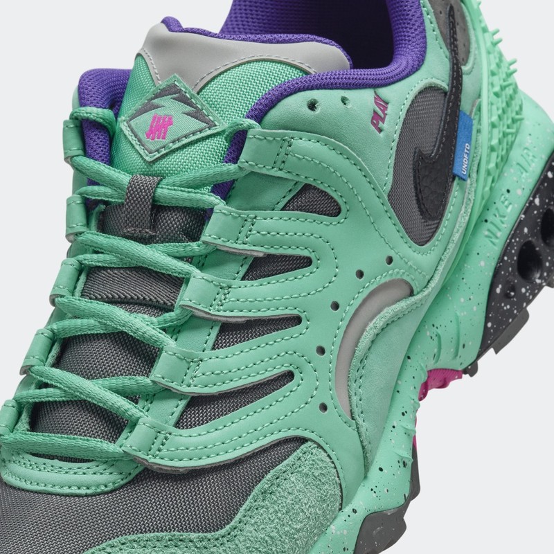 Undefeated x Nike Air Terra Humara "Light Menta" | FN7546-301