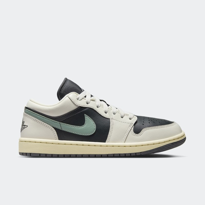 Air Jordan 1 Low "Jade Smoke" | DC0774-001