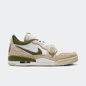 PSG x Air Jordan Legacy 312 Low "Sequoia Green" | FZ4358-100 PSG x Air Jordan Legacy 312 Low "Sequoia Green" | FZ4358-100
