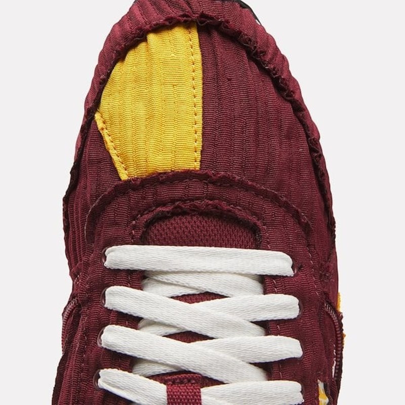 MARKET x Reebok Classic Leather Pump "Classic Burgundy" | 20138396
