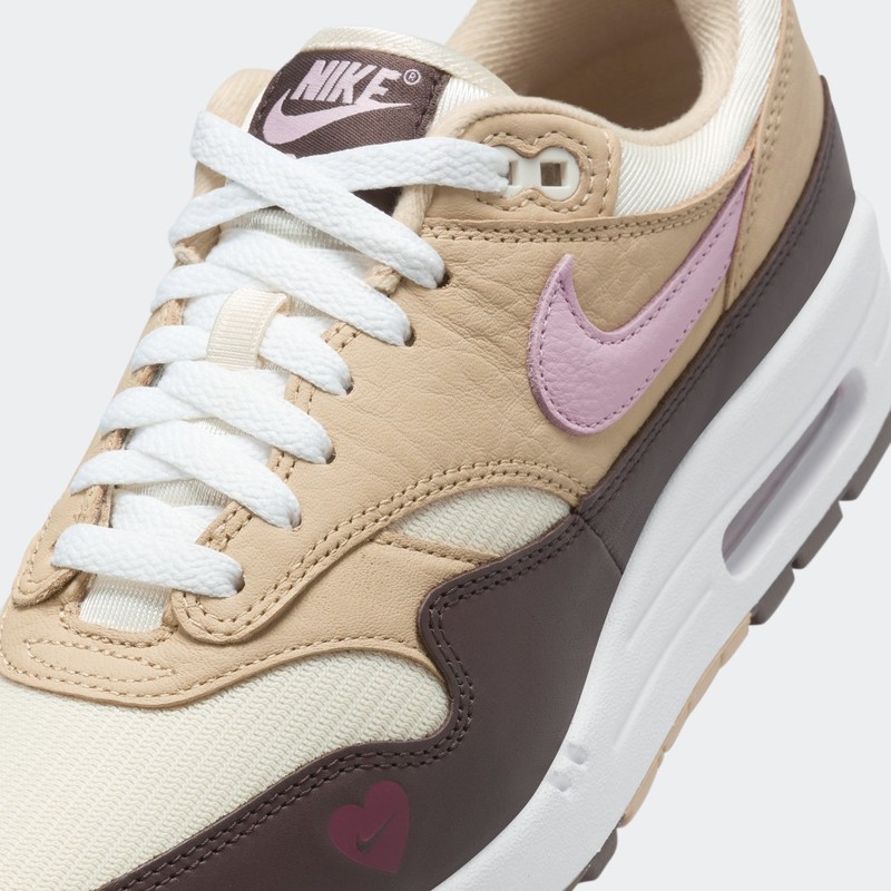 Nike Air Max 1 "Valentines Day" (2024) | FZ4346-200