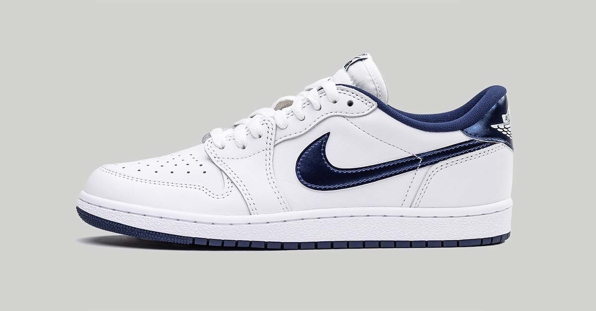 Der Air Jordan 1 Low '85 "Metallic Blue" soll zurückkehren! Der Air Jordan 1 Low '85 "Metallic Blue" soll zurückkehren!