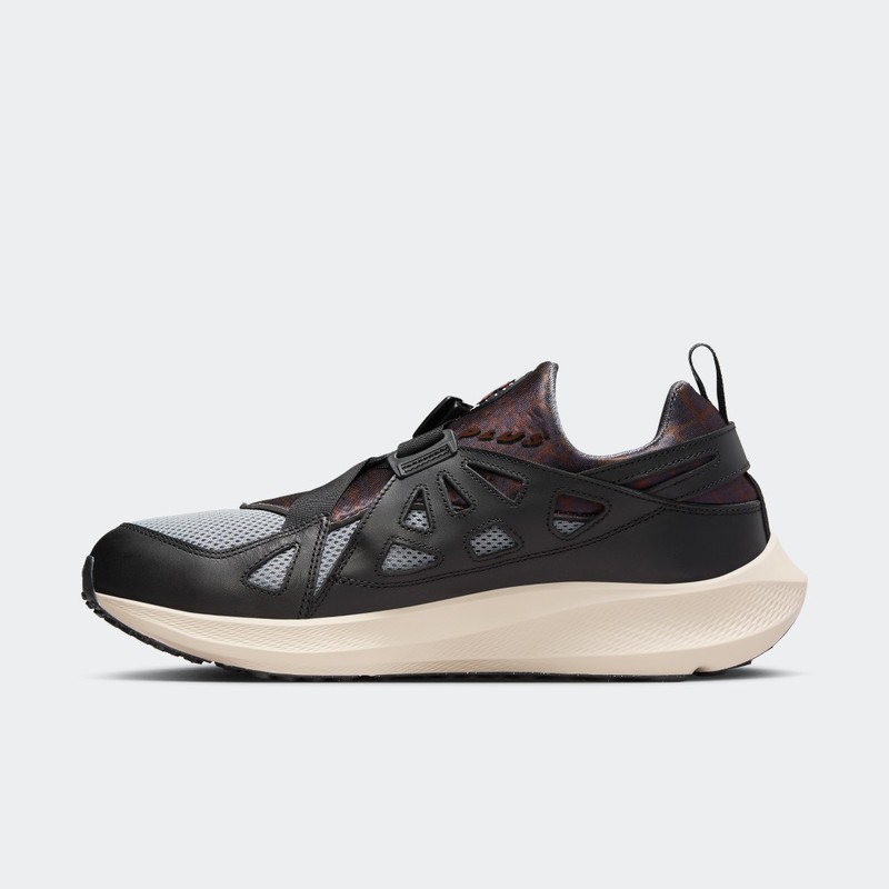 Patta x Nike Air Huarache Plus "Black" | FJ4201-001