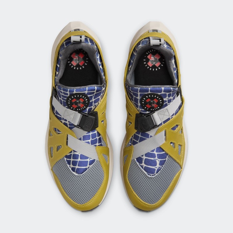 Patta x Nike Air Huarache Plus "Saffron Quartz" | FJ4201-300