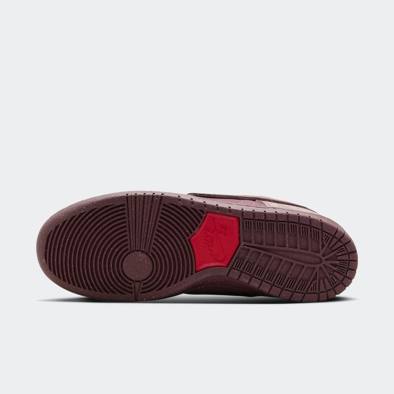 Nike SB Dunk Low "City of Love Red" | FN0619-600