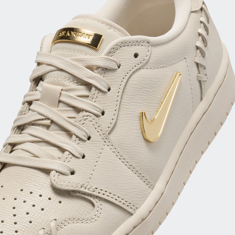 Air Jordan 1 MM Low "Legend Light Brown" | FN5032-200