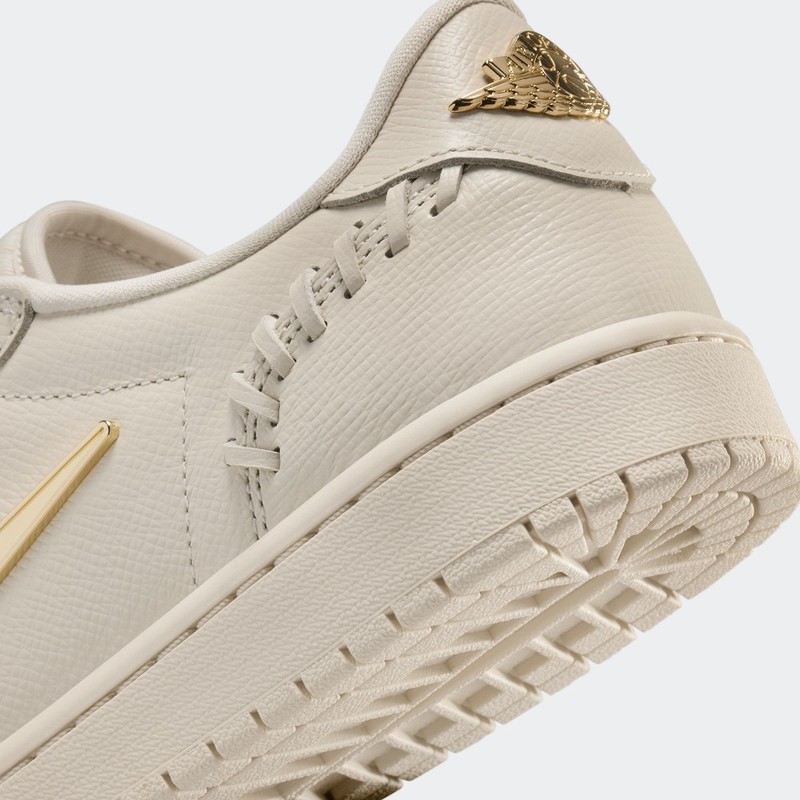 Air Jordan 1 MM Low "Legend Light Brown" | FN5032-200