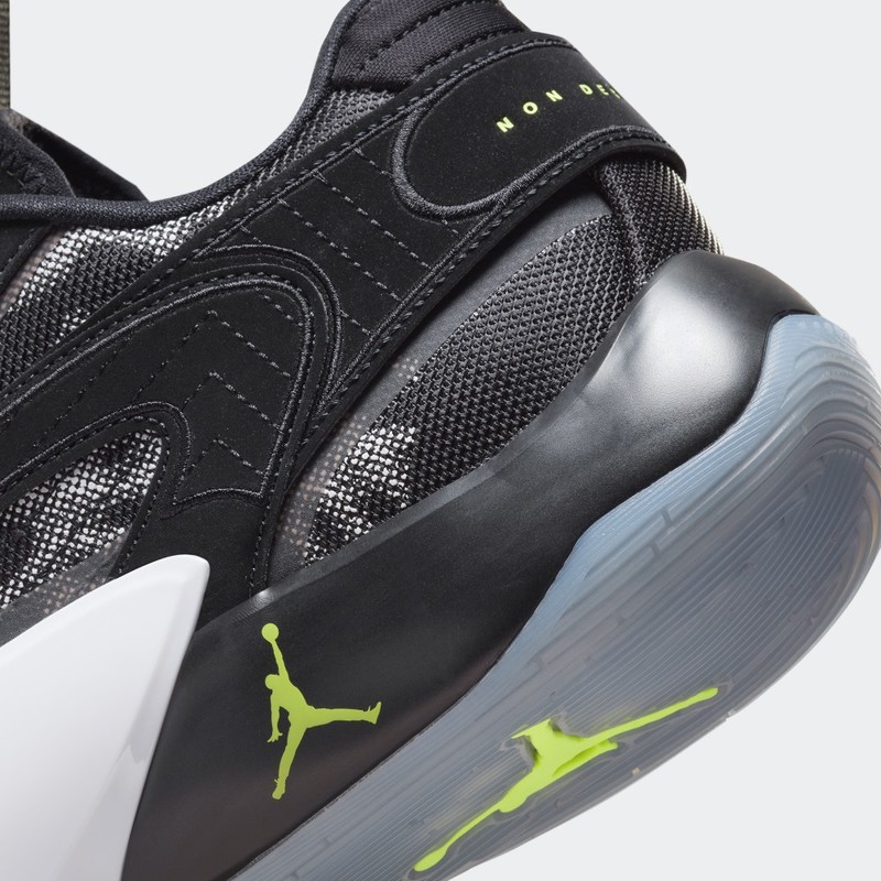 Jordan Luka 2 "Black Volt" | DX8733-017