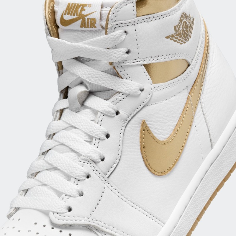 Air Jordan 1 High OG "Metallic Gold" | FD2596-107