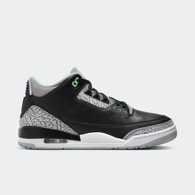Air Jordan 3 "Green Glow" | CT8532-031
