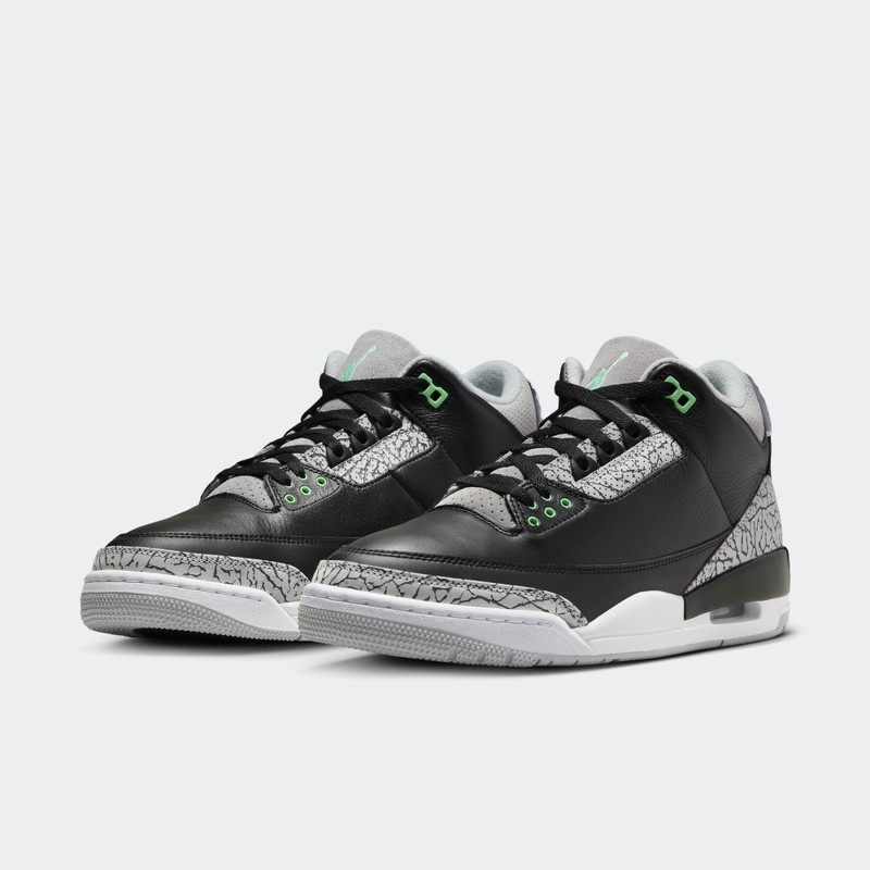 Air Jordan 3 "Green Glow" | CT8532-031