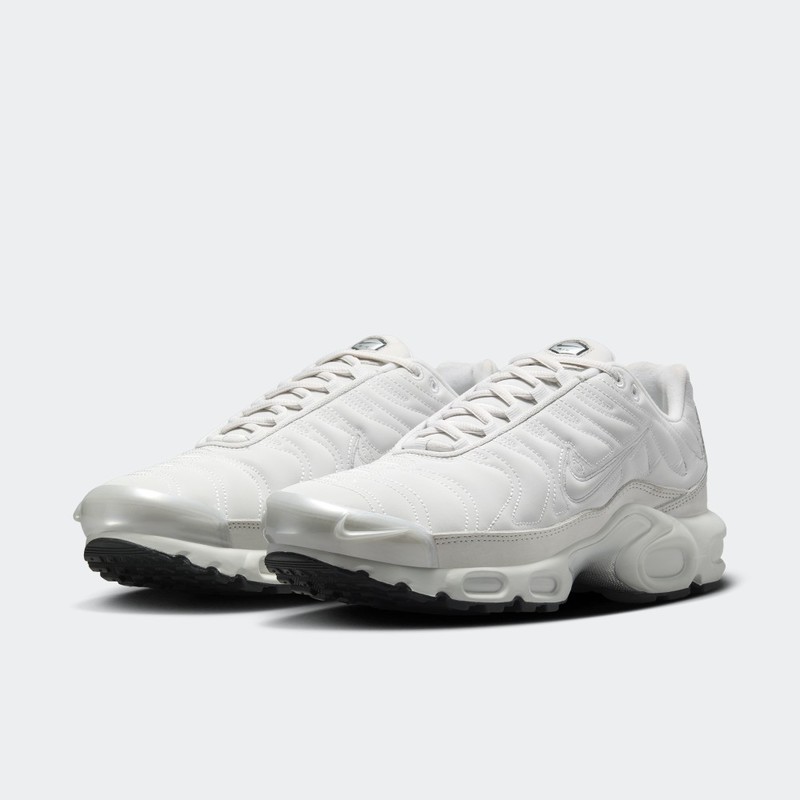 Nike Air Max Plus "Reflective" | FZ4342-001
