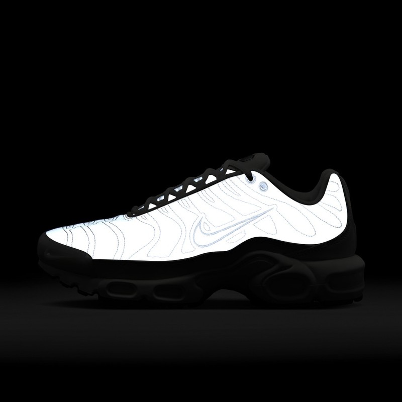 Nike Air Max Plus "Reflective" | FZ4342-001