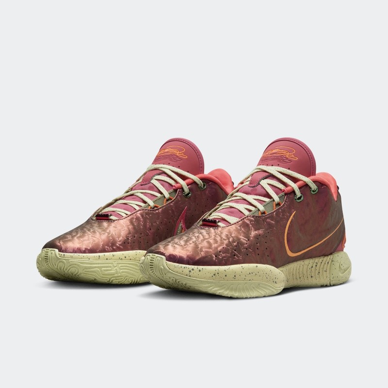 Nike LeBron 21 "Queen Conch" | FN0708-800