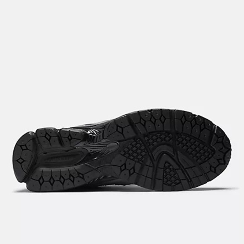 JJJJound x New Balance 2002R Gore-Tex "Charcoal" | M2002RXZ
