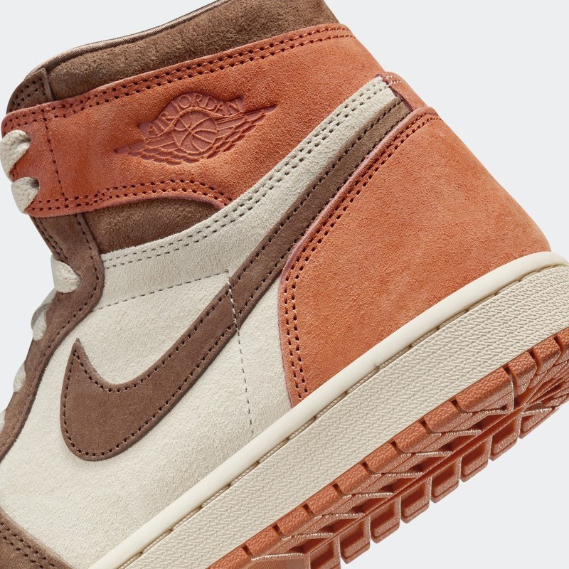 Air Jordan 1 High OG "Dusted Clay" | FQ2941-200