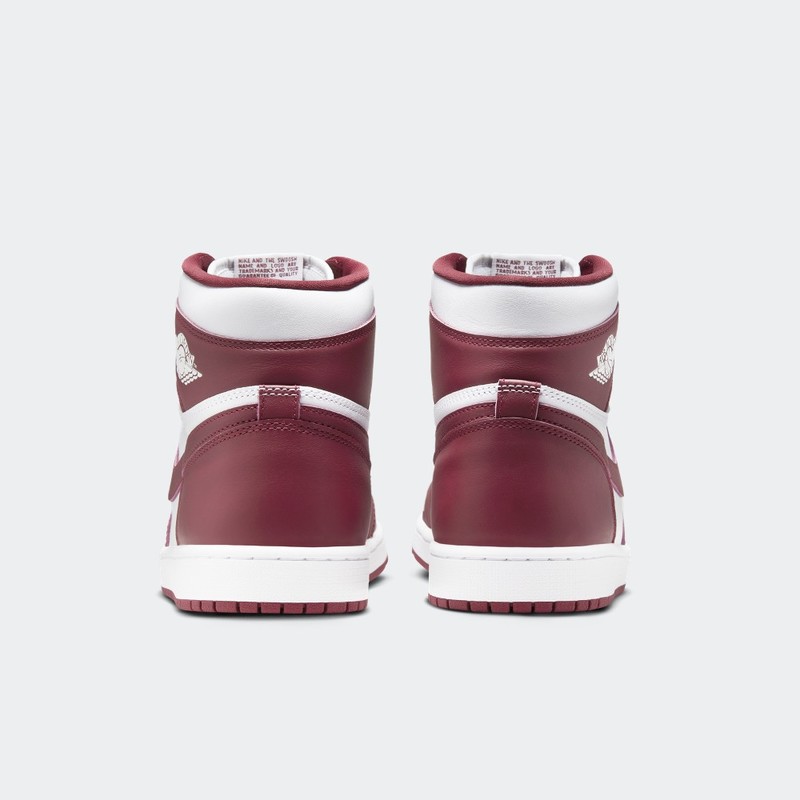 Air Jordan 1 High OG "Team Red" | DZ5485-160