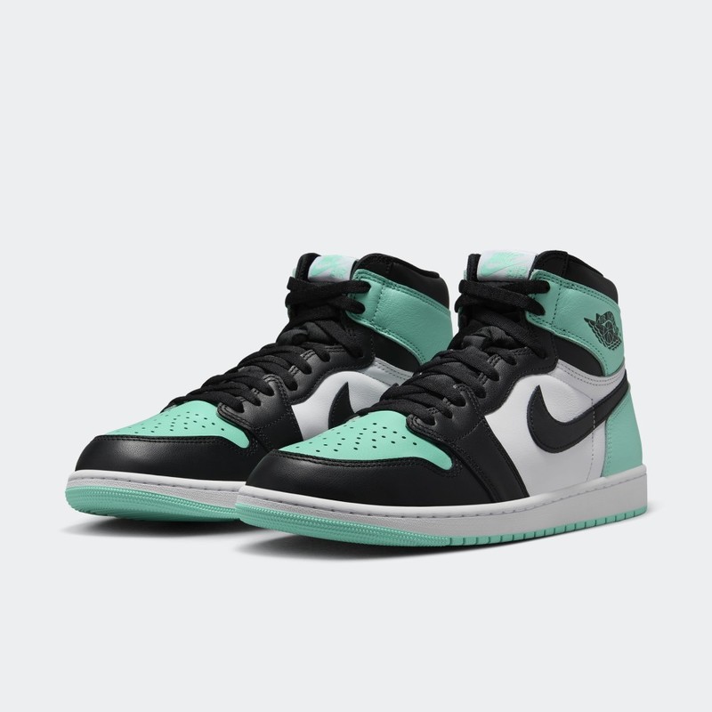 Air Jordan 1 High OG "Green Glow" | DZ5485-130