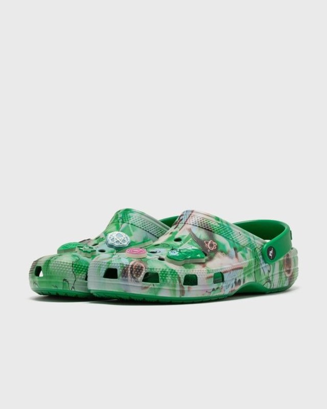 Futura Laboratories x Crocs Classic Clog "Green Ivy" | 209622-3WH