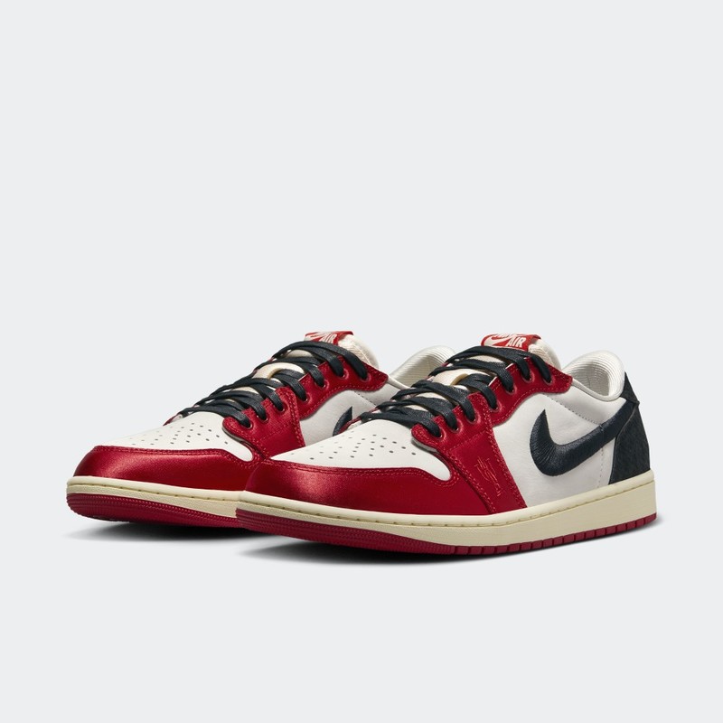 Trophy Room x Air Jordan 1 Low OG "Away" | FN0432-100