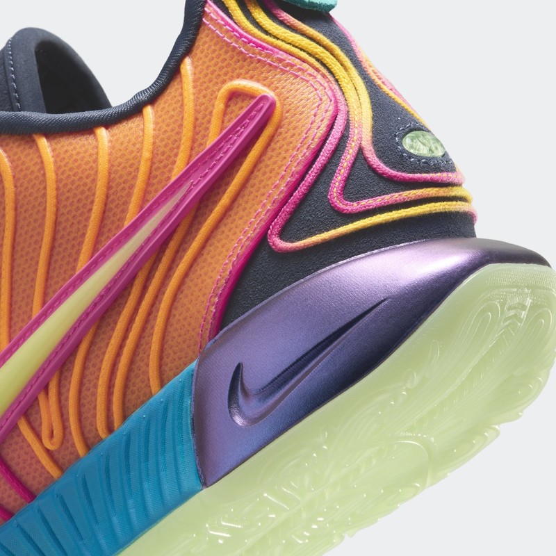 Nike LeBron 21 "Multicolor" | HF5353-400