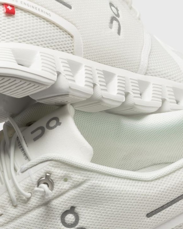 On Cloud 5 "Undyed White" | 59.98373