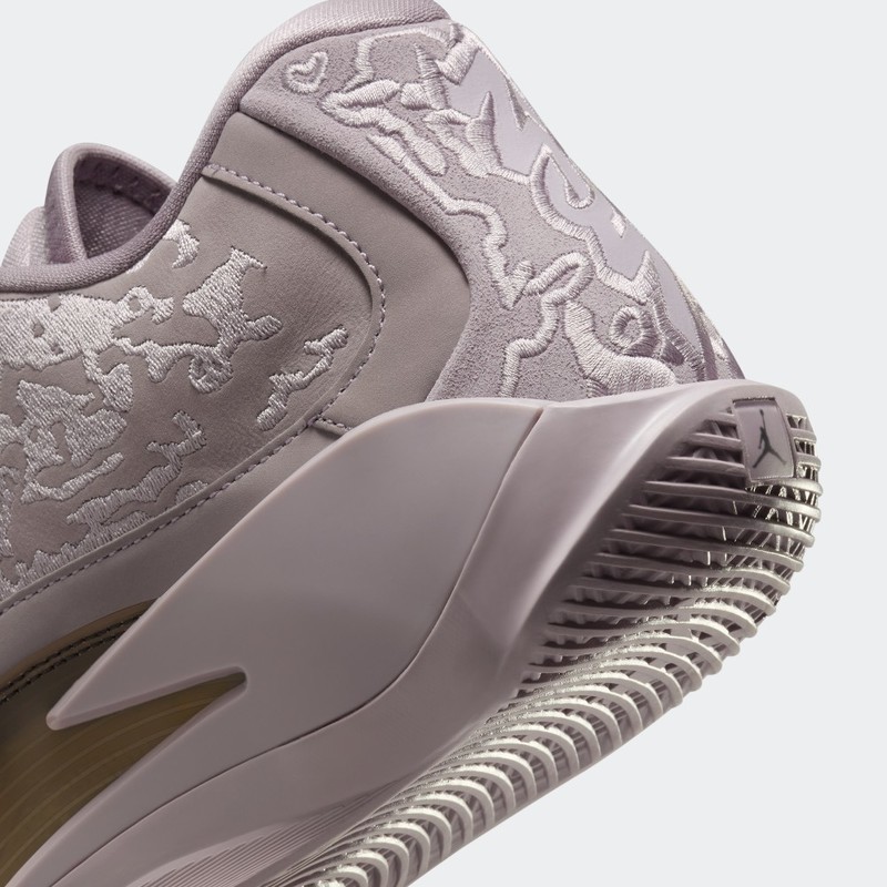 Jordan Zion 3 M.U.D. "Orchid" | FN1714-500