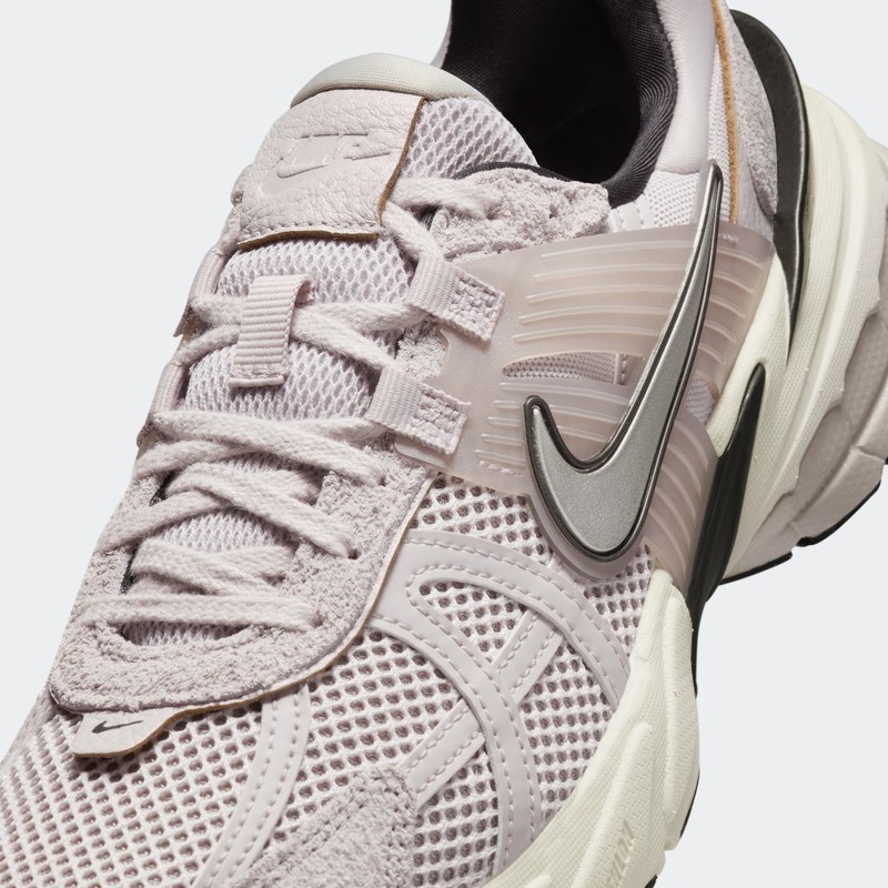 Nike V2K Run "Platinum Violet" | FN6703-001