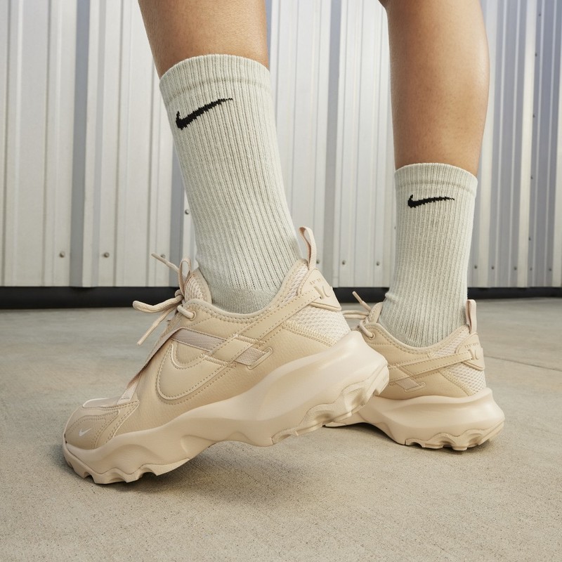 Nike TC 7900 "Sanddrift" | HF1055-133