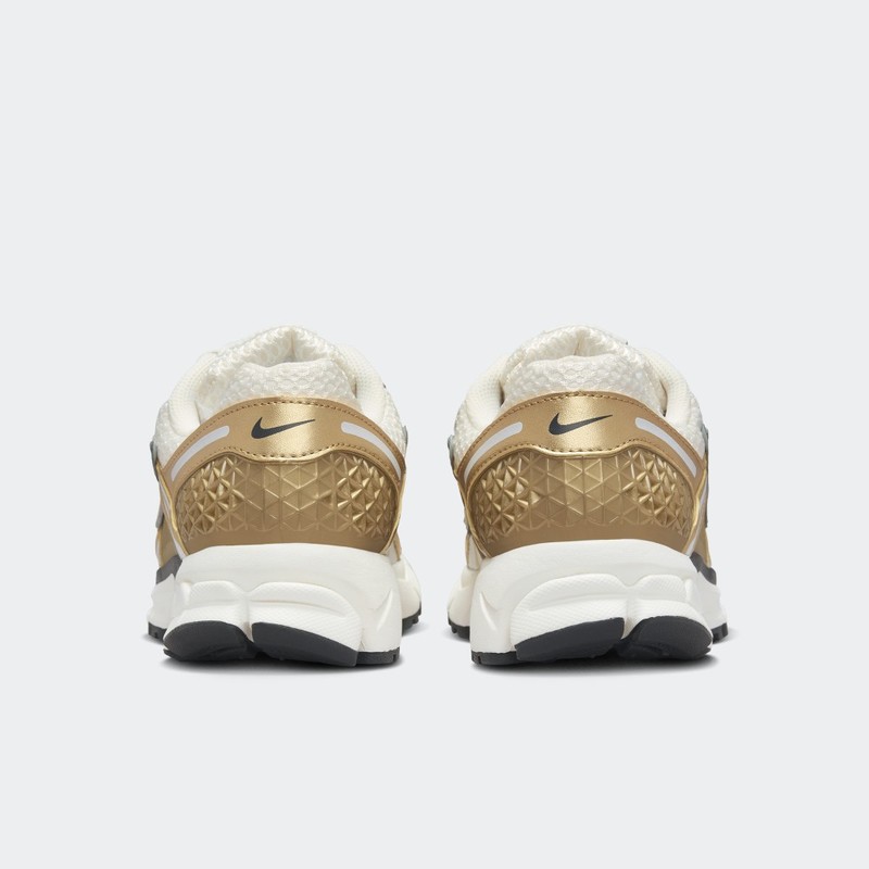 Nike Zoom Vomero 5 "Metallic Gold" | HF7723-001