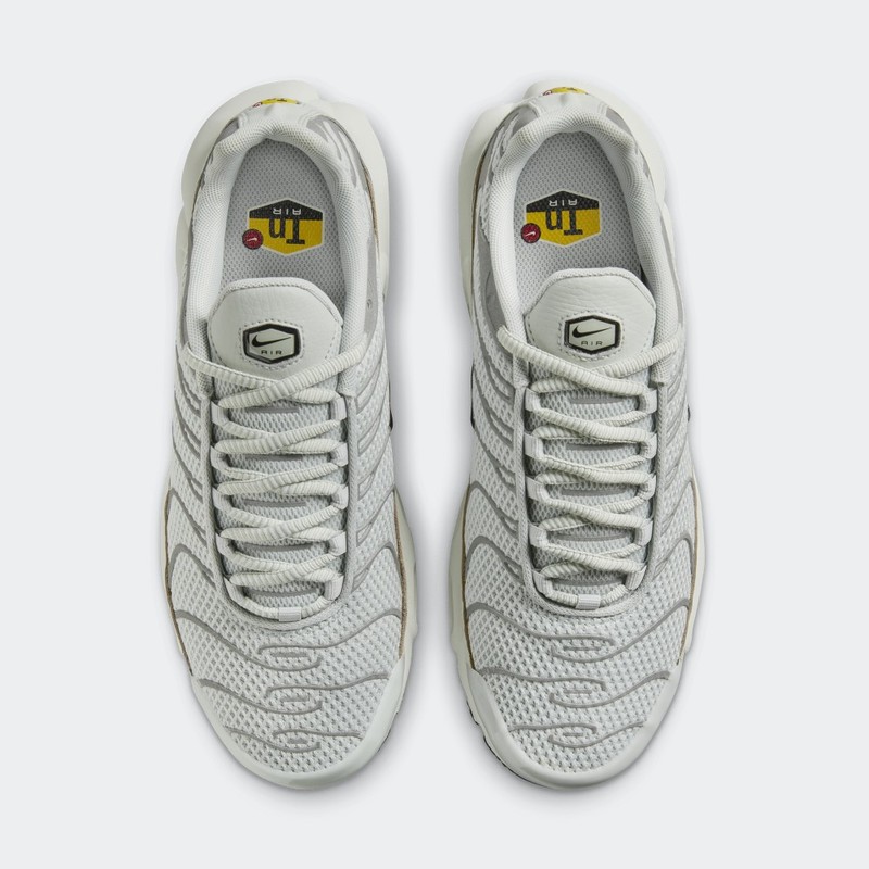 Nike Air Max Plus "Light Silver" | FV8480-002