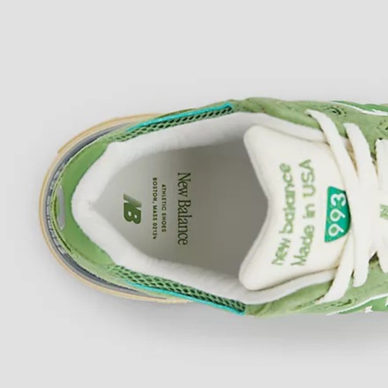 New Balance 993 "Chive" | U993GW