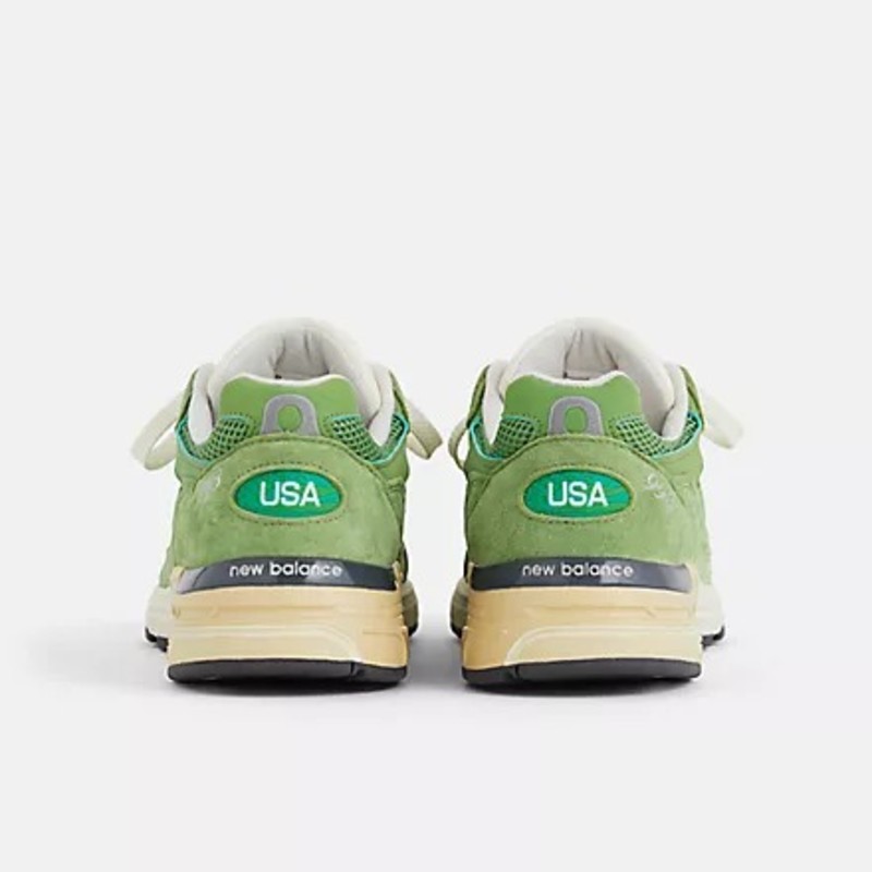 New Balance 993 "Chive" | U993GW