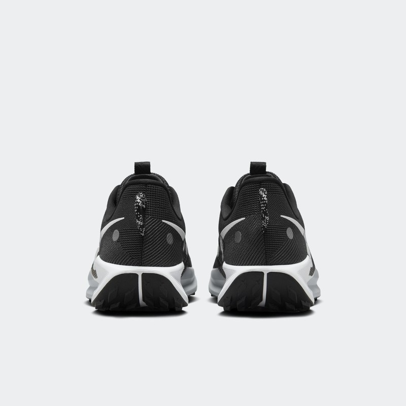 Nike Pegasus Trail 5 "Black" | DV3864-001
