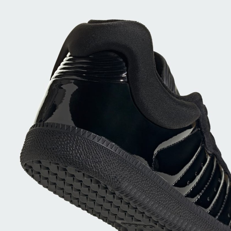 Dingyun Zhang x adidas Samba "Core Black" | IE3176 Dingyun Zhang x adidas Samba "Core Black" | IE3176