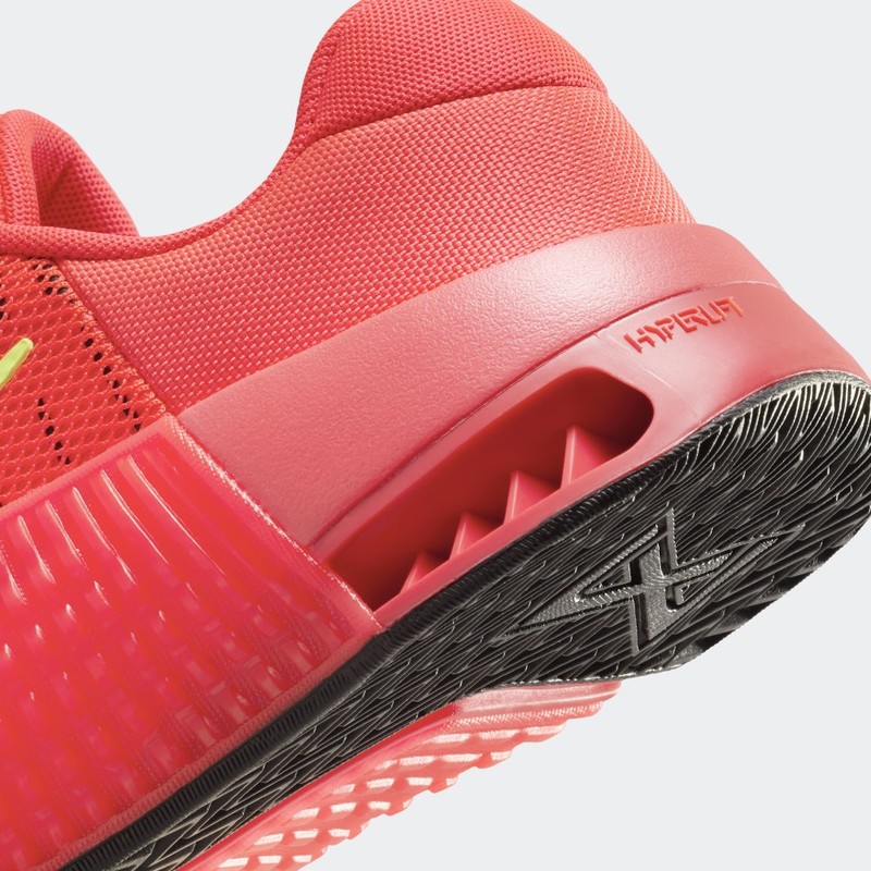 Nike Metcon 9 "Bright Crimson" | DZ2617-601
