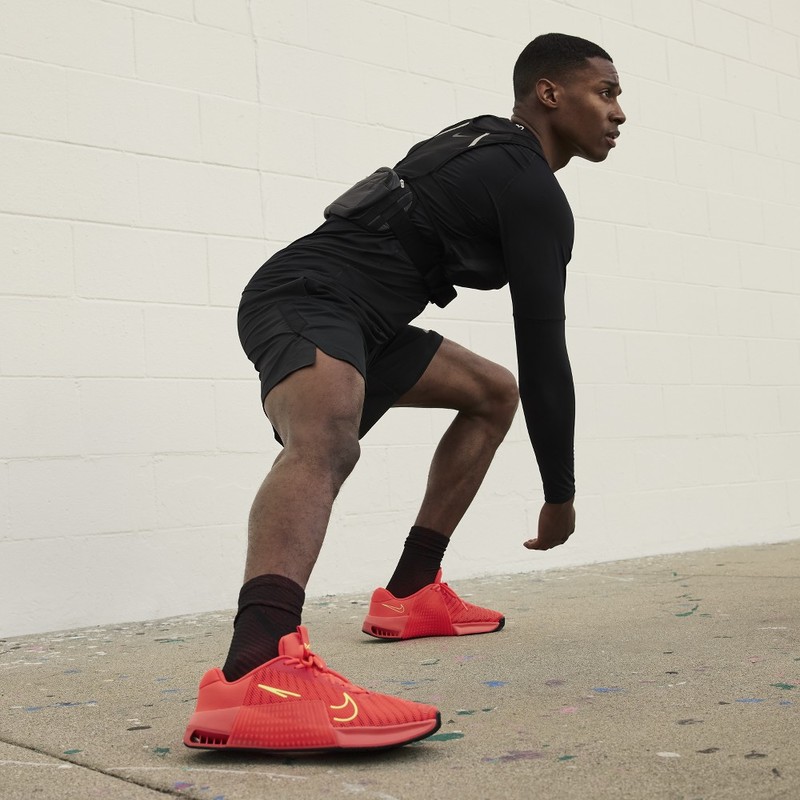 Nike Metcon 9 "Bright Crimson" | DZ2617-601