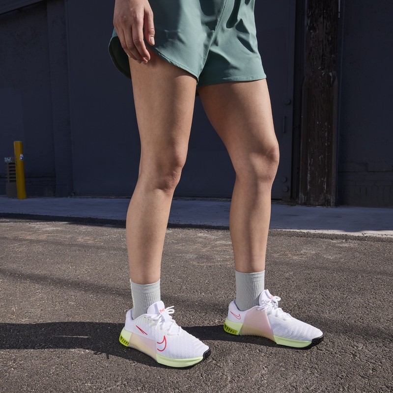Nike Metcon 9 "Barely Volt" | DZ2537-101