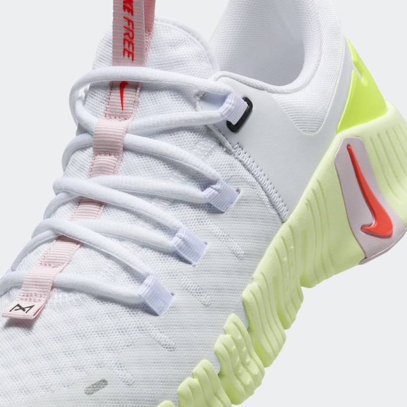 Nike Free Metcon 5 "Barely Volt" | DV3950-104