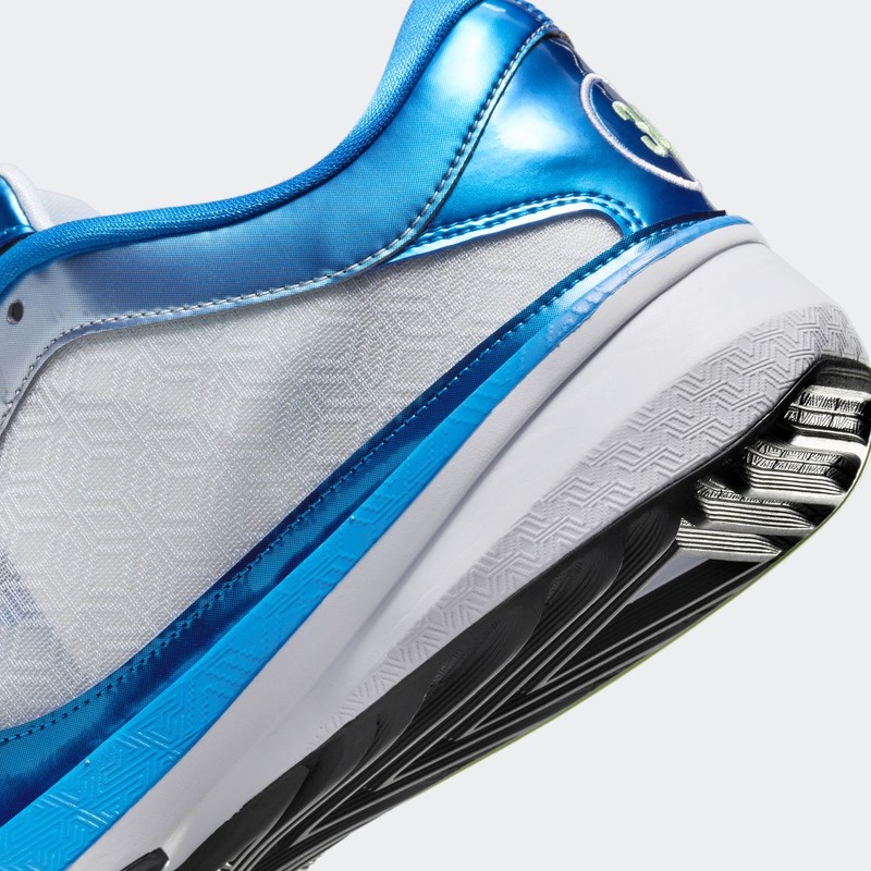 Nike Giannis Freak 5 "Ode To Your First Love" | DX4985-402