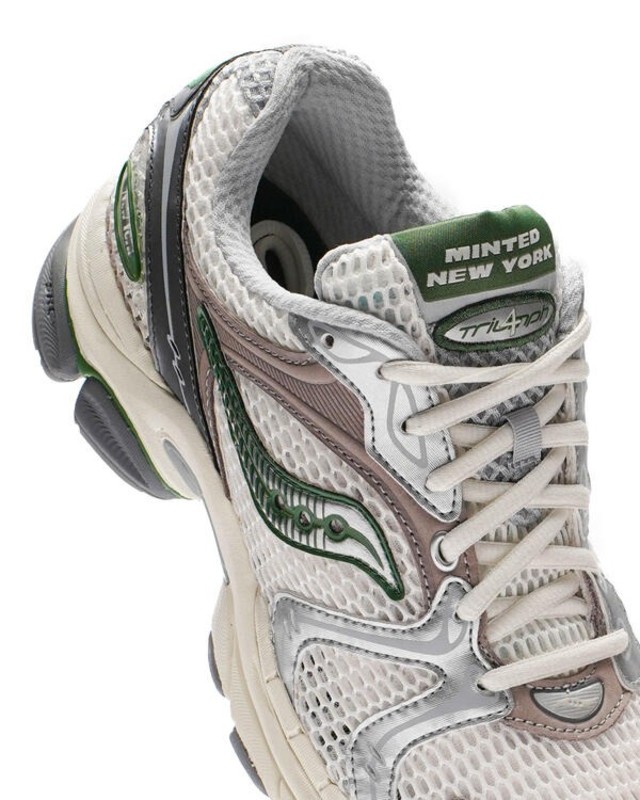 Minted NY x Saucony Progrid Triumph 4 "Cream/Green" | S70865-1