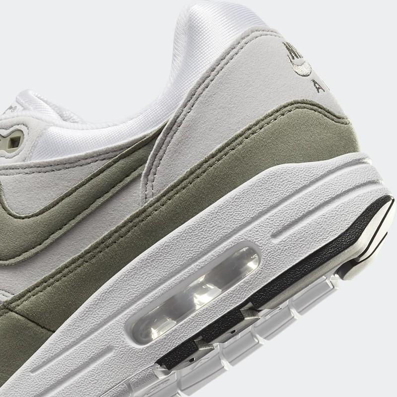 Nike Air Max 1 "Light Army" | DZ2628-112