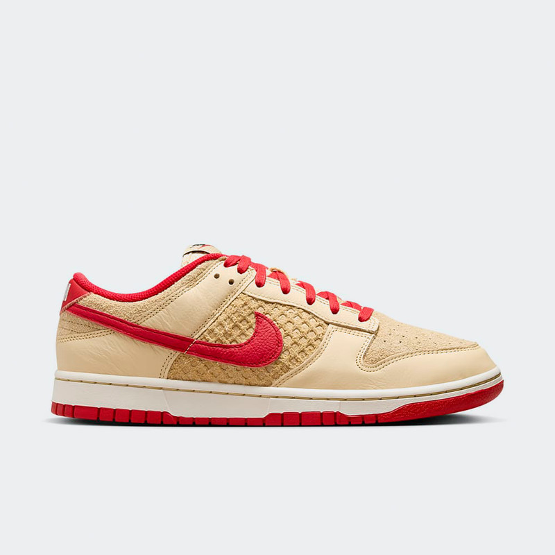 Nike Dunk Low "Strawberry Waffle" | HJ9100-294