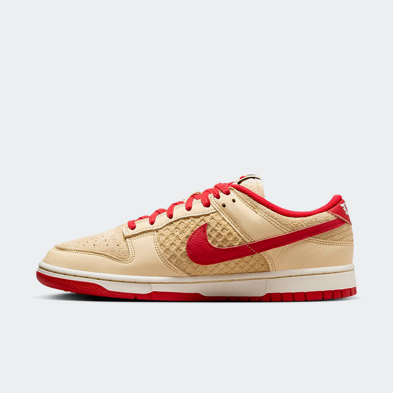 Nike Dunk Low "Strawberry Waffle" | HJ9100-294