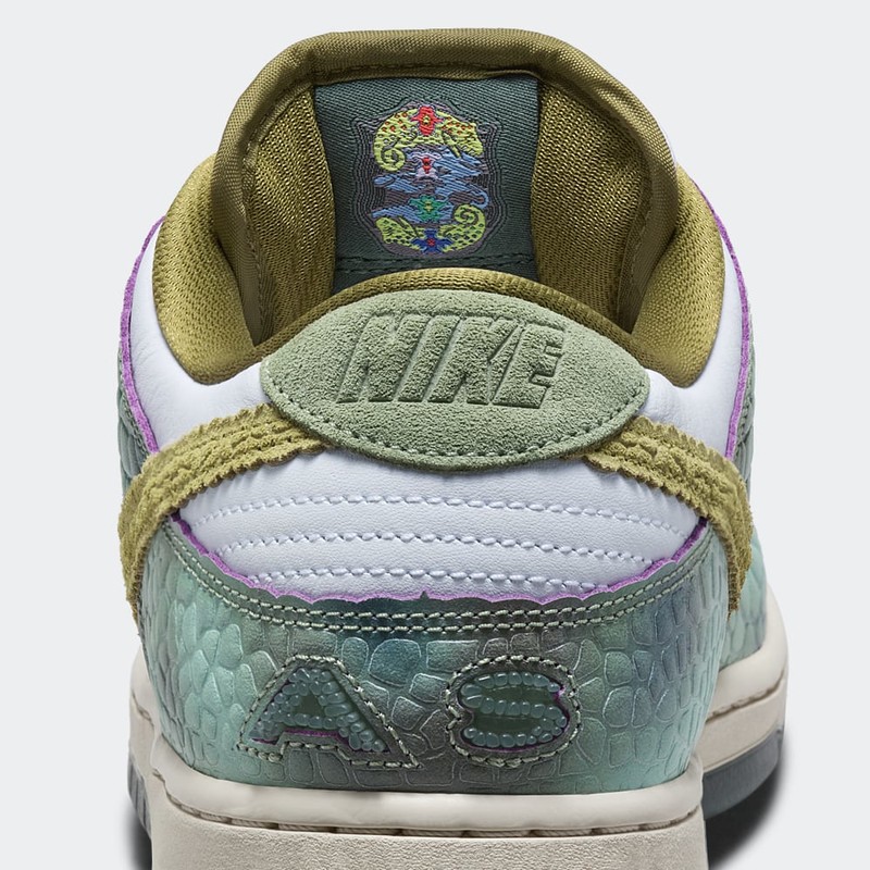 Alexis Sablone x Nike SB Dunk Low "Oil Green" | HJ3386-300