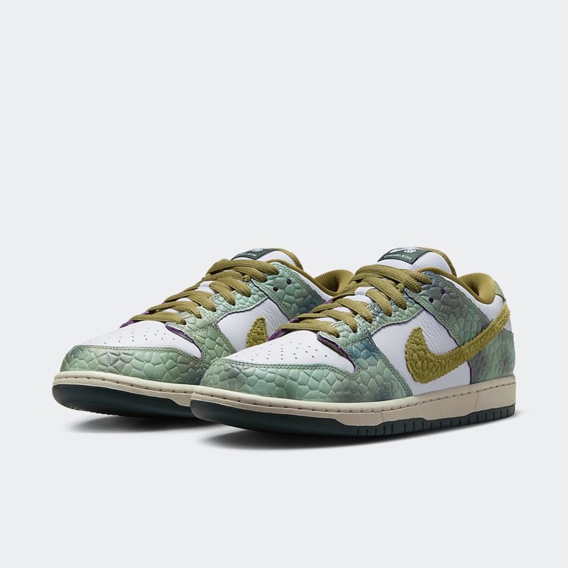 Alexis Sablone x Nike SB Dunk Low "Oil Green" | HJ3386-300