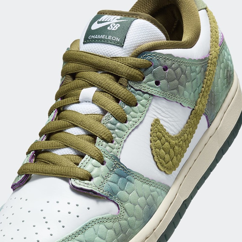Alexis Sablone x Nike SB Dunk Low "Oil Green" | HJ3386-300